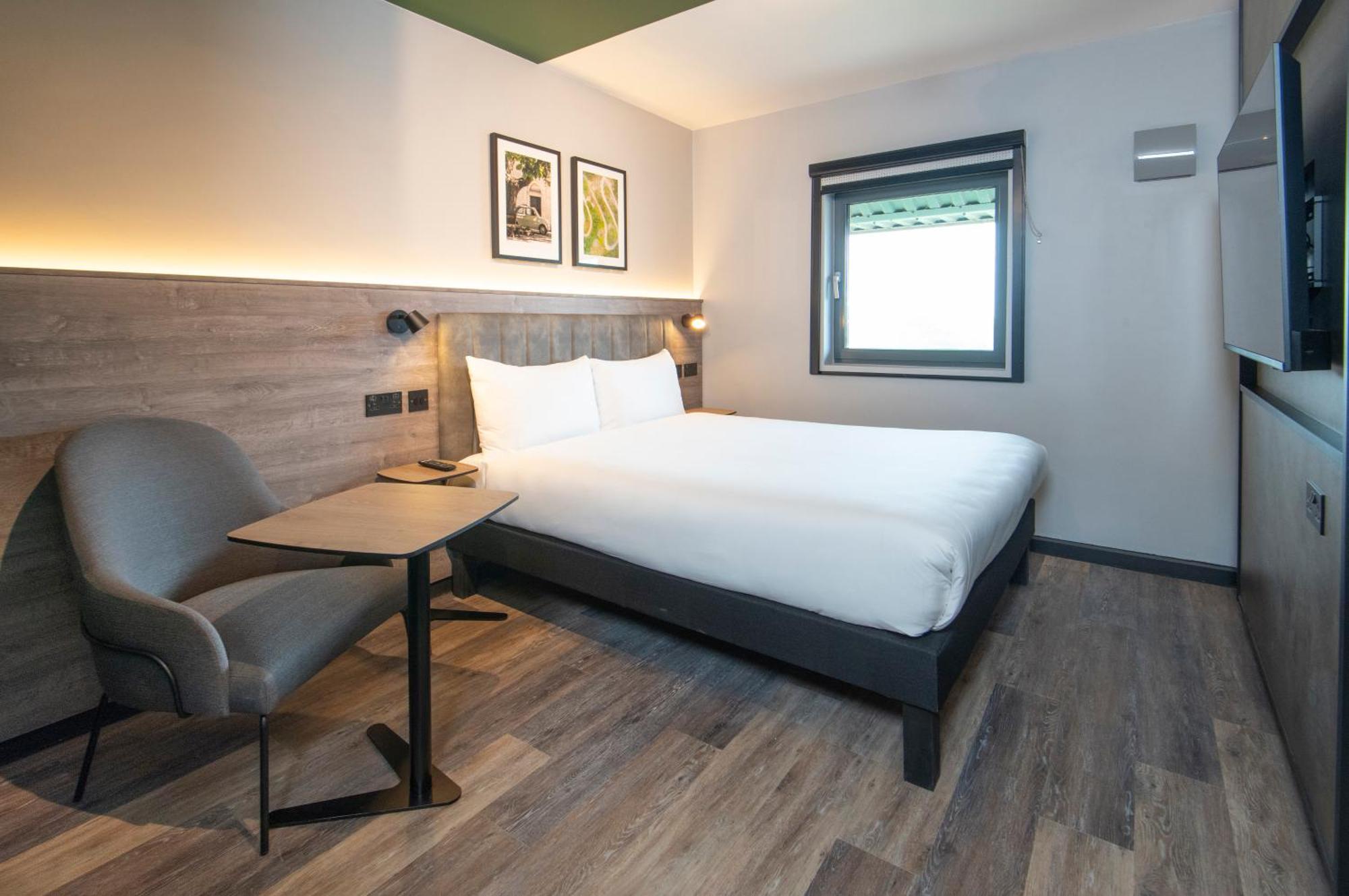 Standard Double Room,1588064447:JPEG