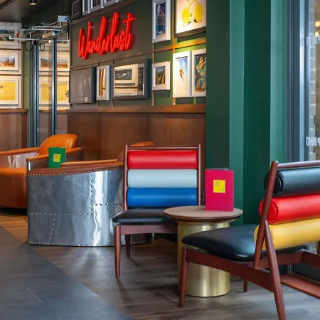 Ibis Styles London Gatwick Airport-3