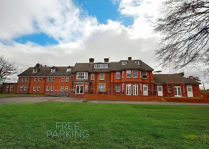 Trivelles Gatwick Hotel & Airport Parking Crawley 