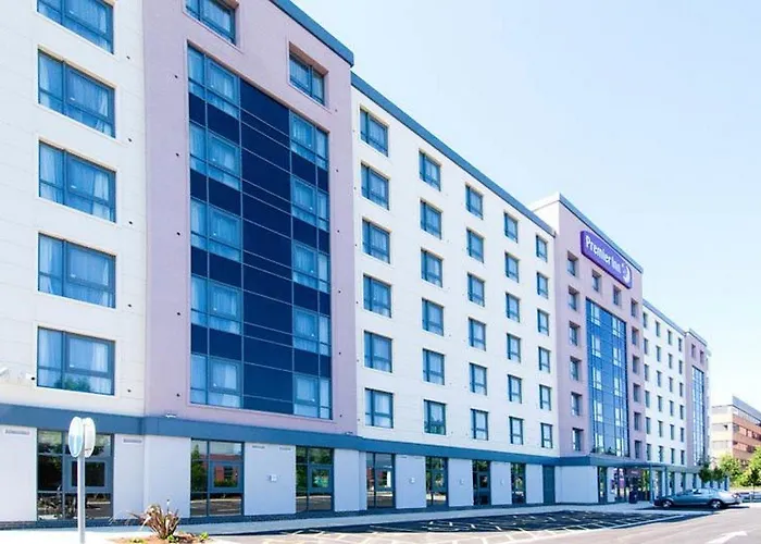 Premier Inn London Gatwick Airport - Manor Royal Crawley 